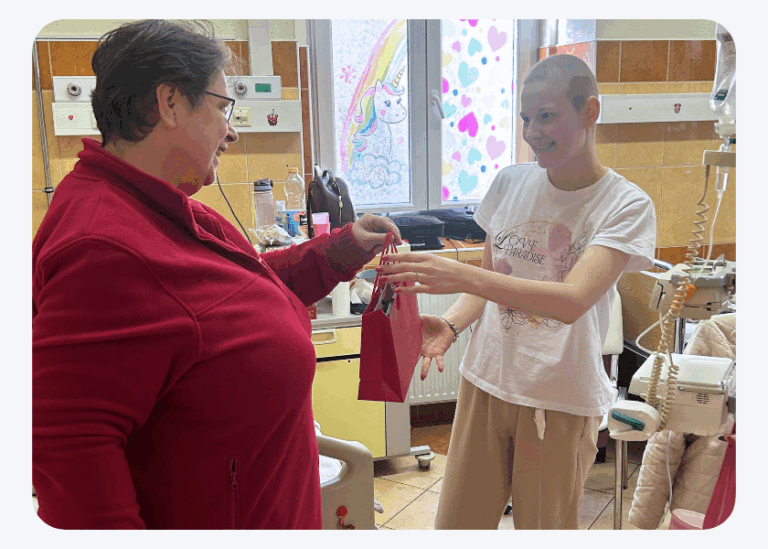 Vivi története: kitartás és remény a daganatos megbetegedés elleni küzdelemben. 16 éves lány bátorsága.