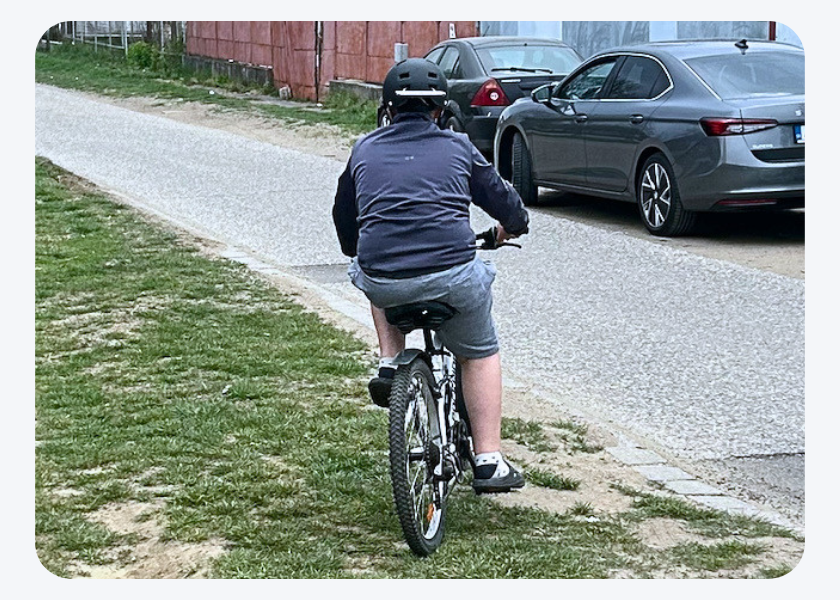 A gyermekkori leukémia miatti utazások a család számára anyagilag is nagy terhet jelentettek.
