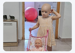 Lia nagy küzdelmekkel nézett szembe a daganat elleni harcban, de játékszeretete nem csappant.