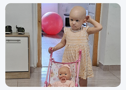 Lia nagy küzdelmekkel nézett szembe a daganat elleni harcban, de játékszeretete nem csappant.